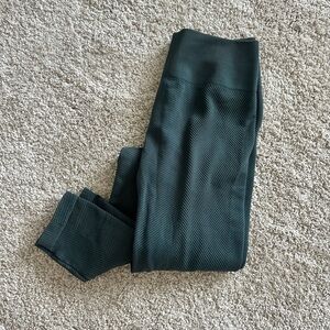 Nikibiki Ribbed Olive Leggings